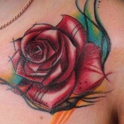 Роза и узор  на груди