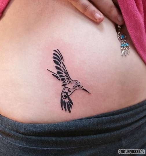 Фотография татуировки под названием «Колибри - узор»