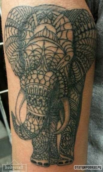 Фотография татуировки под названием «Узор слона»