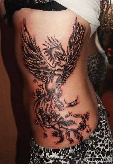 Фотография татуировки под названием «Феникс с цветы»