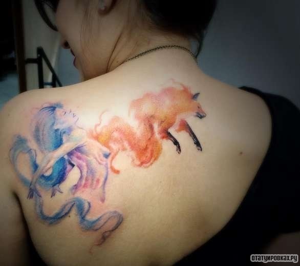 Фотография татуировки под названием «Лиса с девушкой»