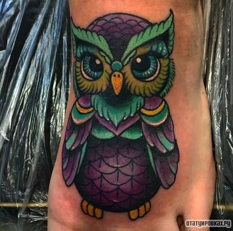 Фотография татуировки под названием «Сиреневая сова»