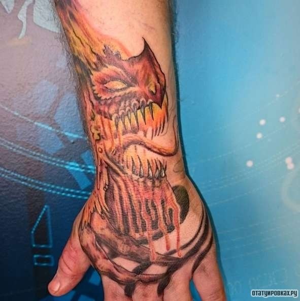 Фотография татуировки под названием «Огненный дракон»