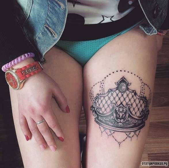 Фотография татуировки под названием «Красивая корона»