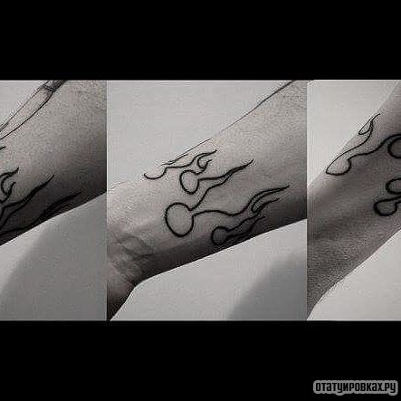 Фотография татуировки под названием «Огонь из линий»