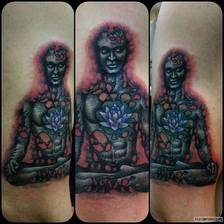 Фотография татуировки под названием «Будда с лотосом»