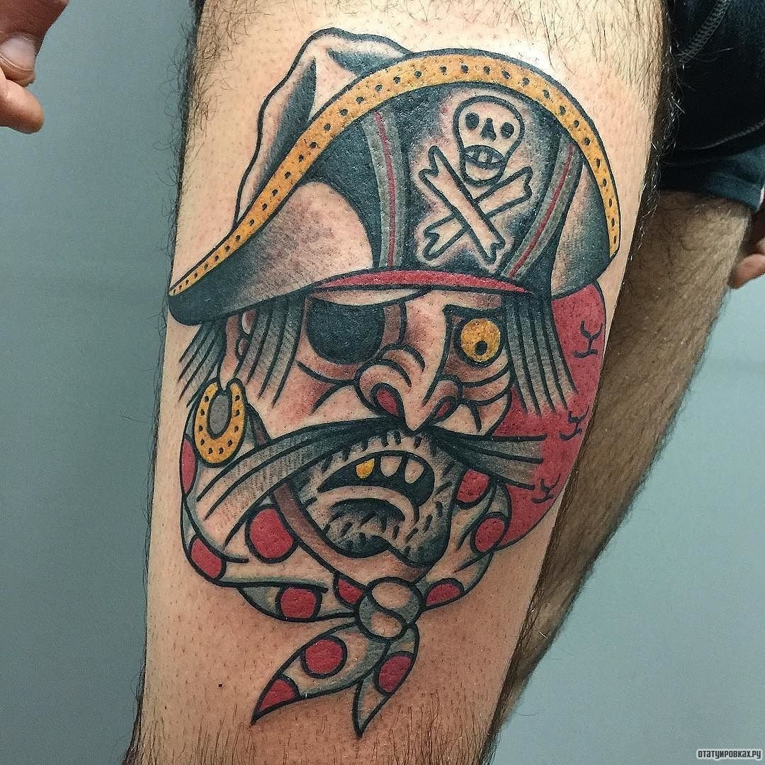 Фотография татуировки под названием «Пират»