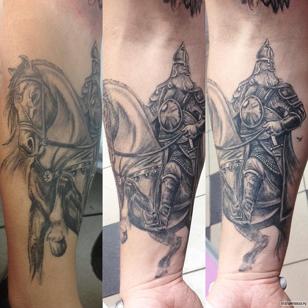 Фотография татуировки под названием «Богатырь на лошади»