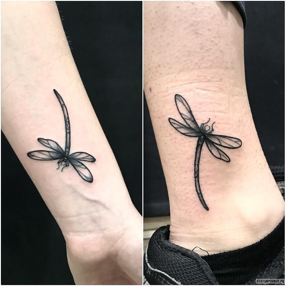 Фотография татуировки под названием «ЧБ стрекозы»