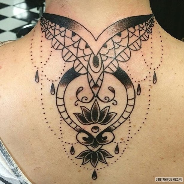 Фотография татуировки под названием «Узор кружево чб»