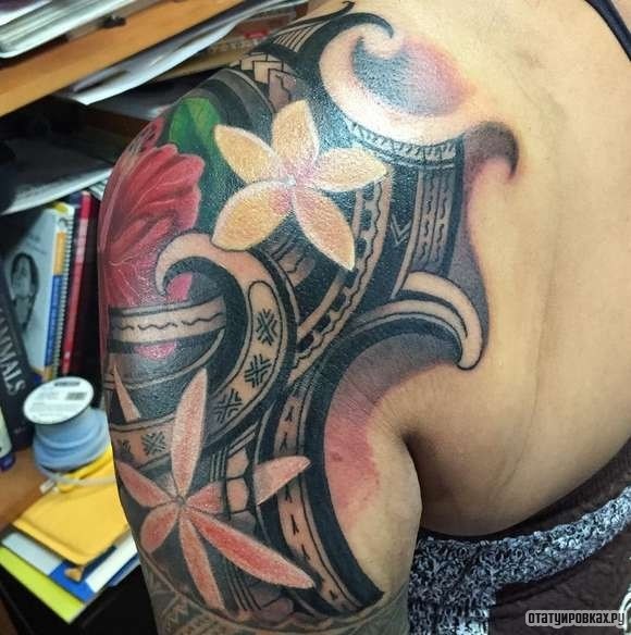Фотография татуировки под названием «Узор в цвете»