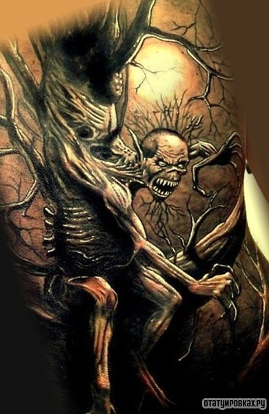 Фотография татуировки под названием «Демон в дереве»