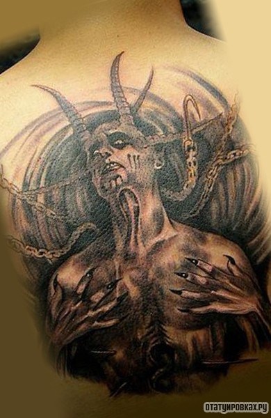 Фотография татуировки под названием «Демон в цепи»