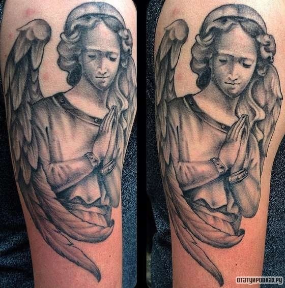 Фотография татуировки под названием «Ангел молится»