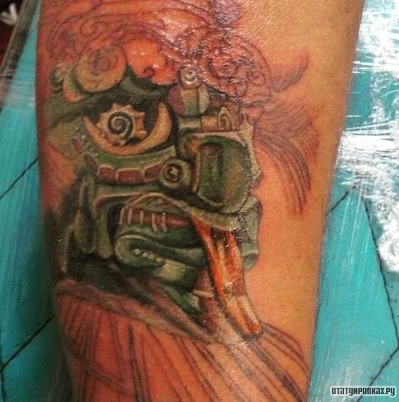 Фотография татуировки под названием «Существо»