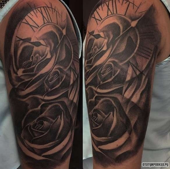 Фотография татуировки под названием «Часы с розой в темном цвете»