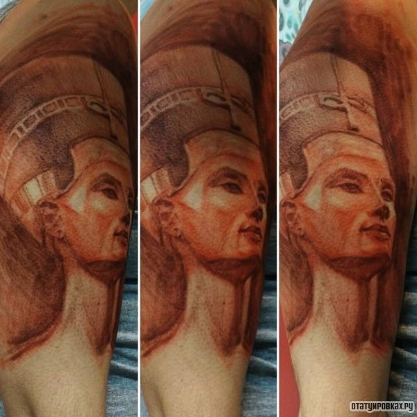 Татуировка Нефертити