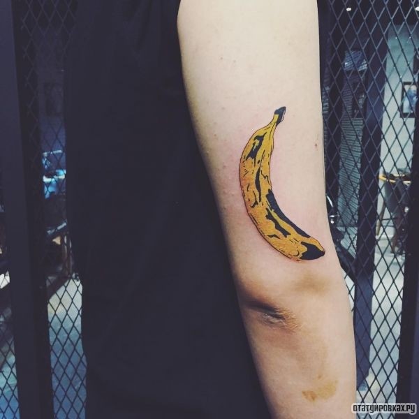 Татуировка банан