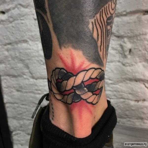 Татуировка верёвка
