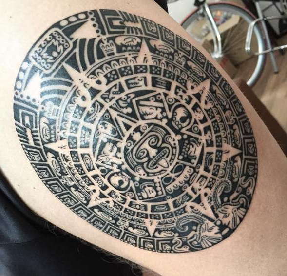 Полноценный рисунок тату майя