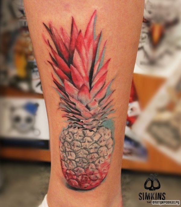 Татуировка ананас