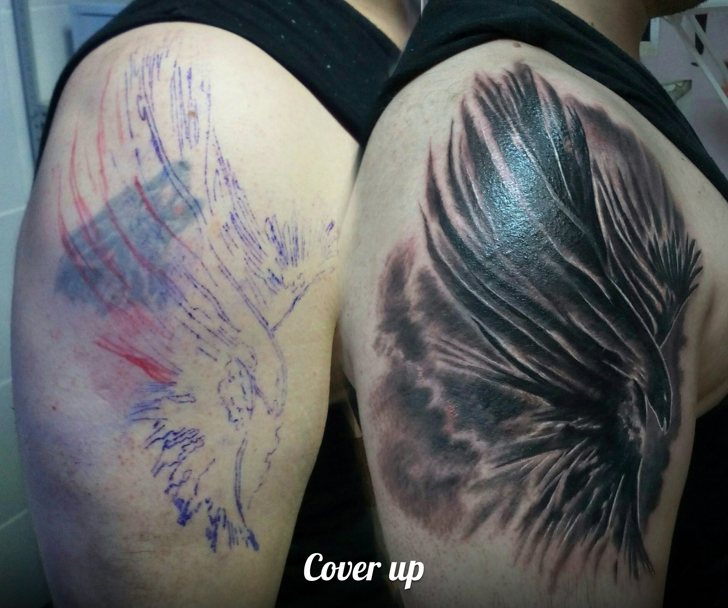 Фотография татуировки под названием «Черная птица»