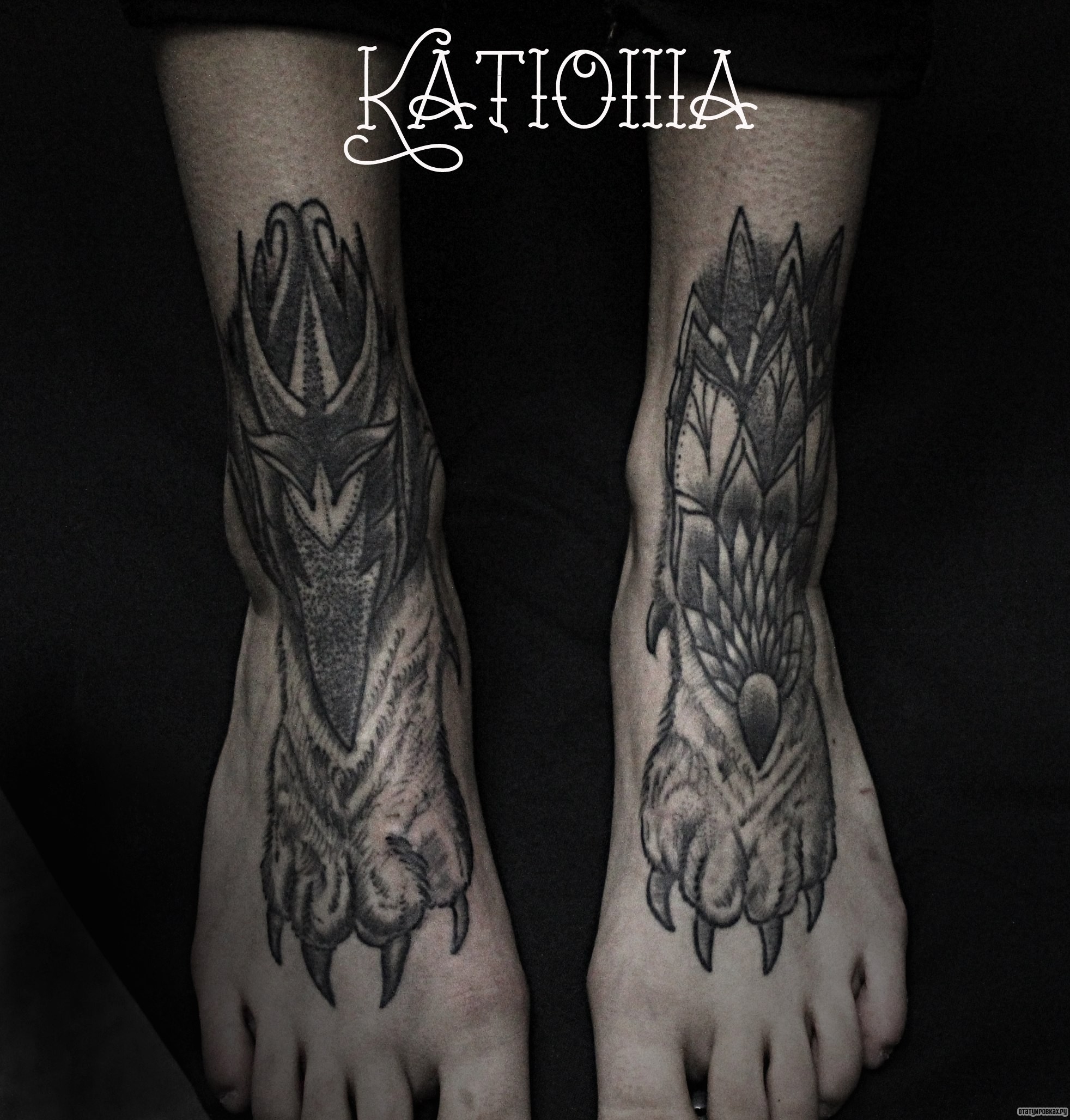 Фотография татуировки под названием «Животные лапы»