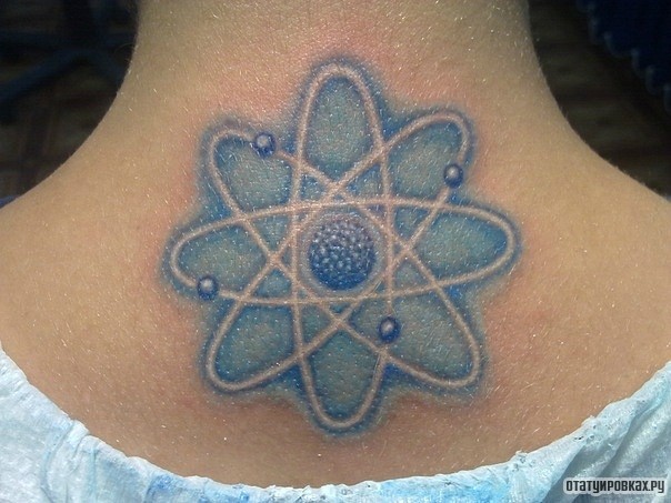 Фотография татуировки под названием «Голубой узор»