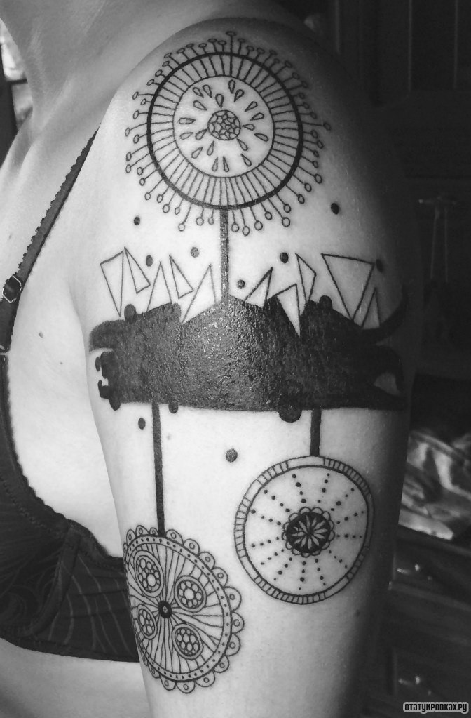 Фотография татуировки под названием «Узоры»