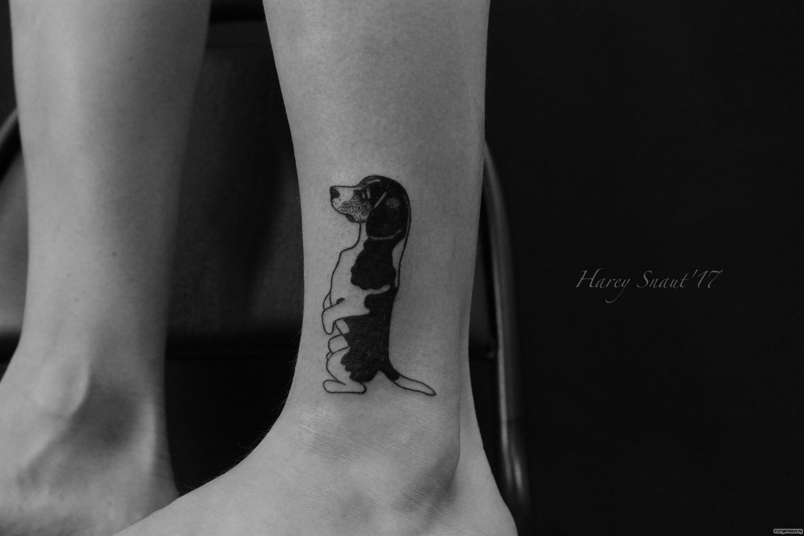Фотография татуировки под названием «Собачка»