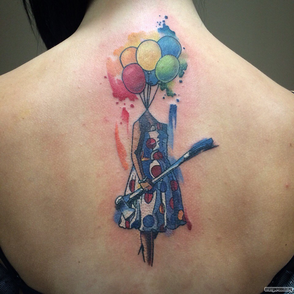 Фотография татуировки под названием «Девушка с шариками вместо головы»