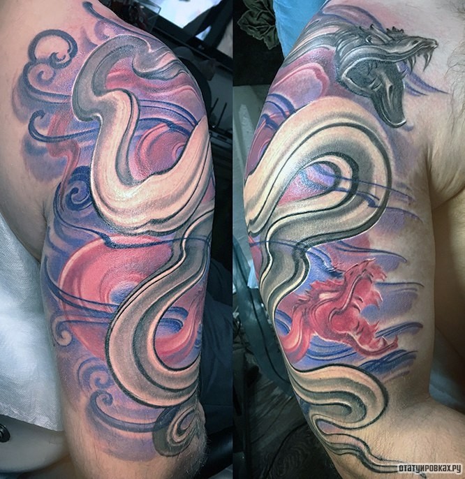 Фотография татуировки под названием «Дракон в виде змеи»