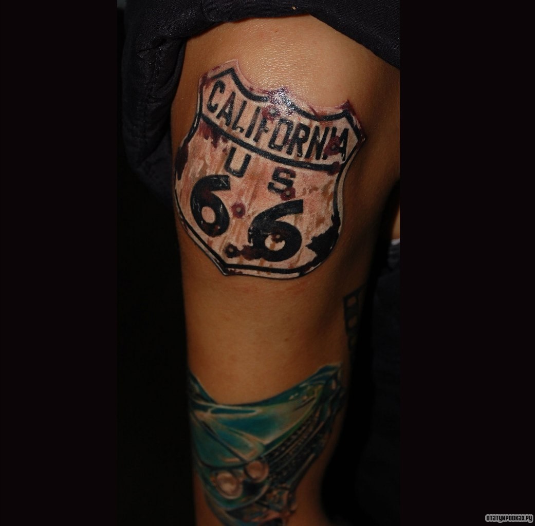 Фотография татуировки под названием «Калифорния 66»