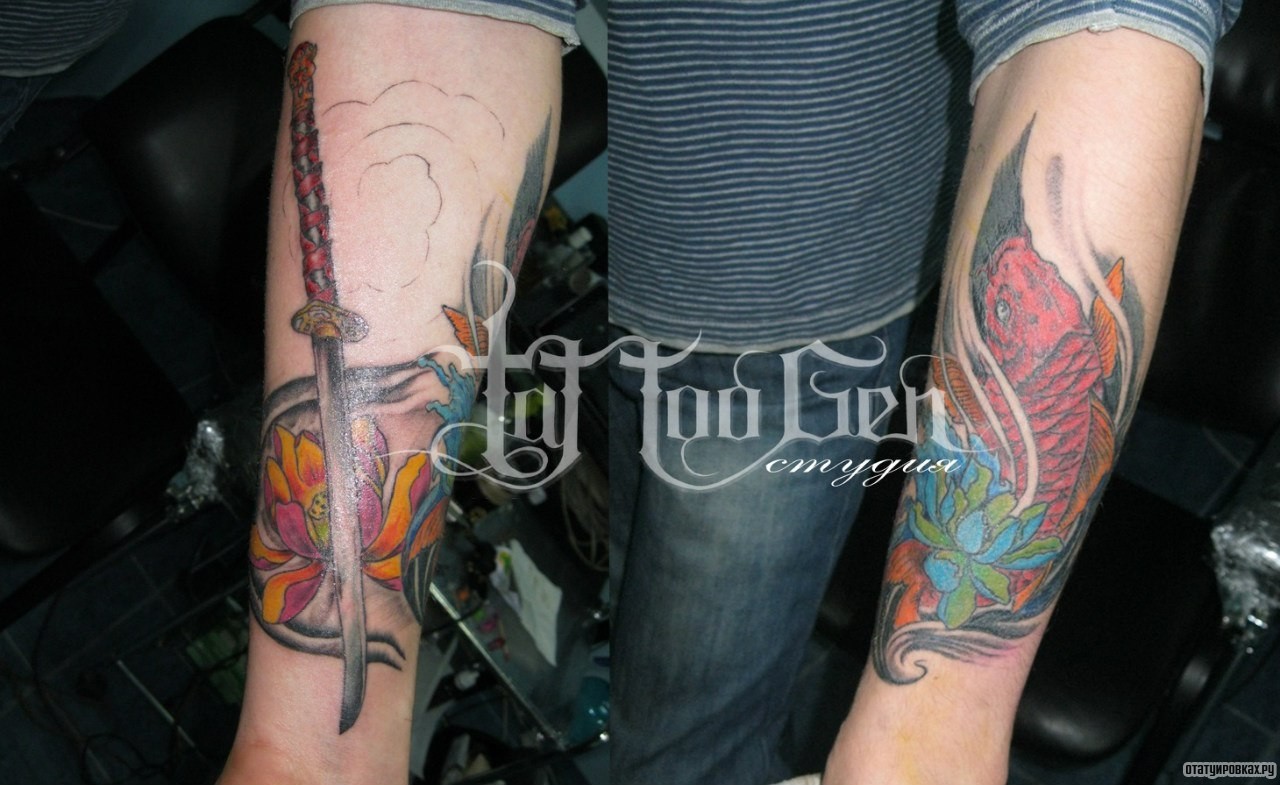 Фотография татуировки под названием «Красный карп и лилия»