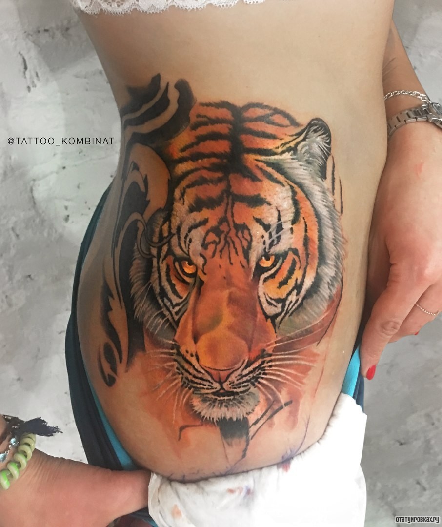 Фотография татуировки под названием «Голова тигра»