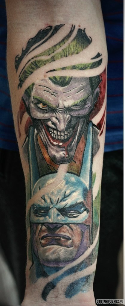 Фотография татуировки под названием «Страшные лица»