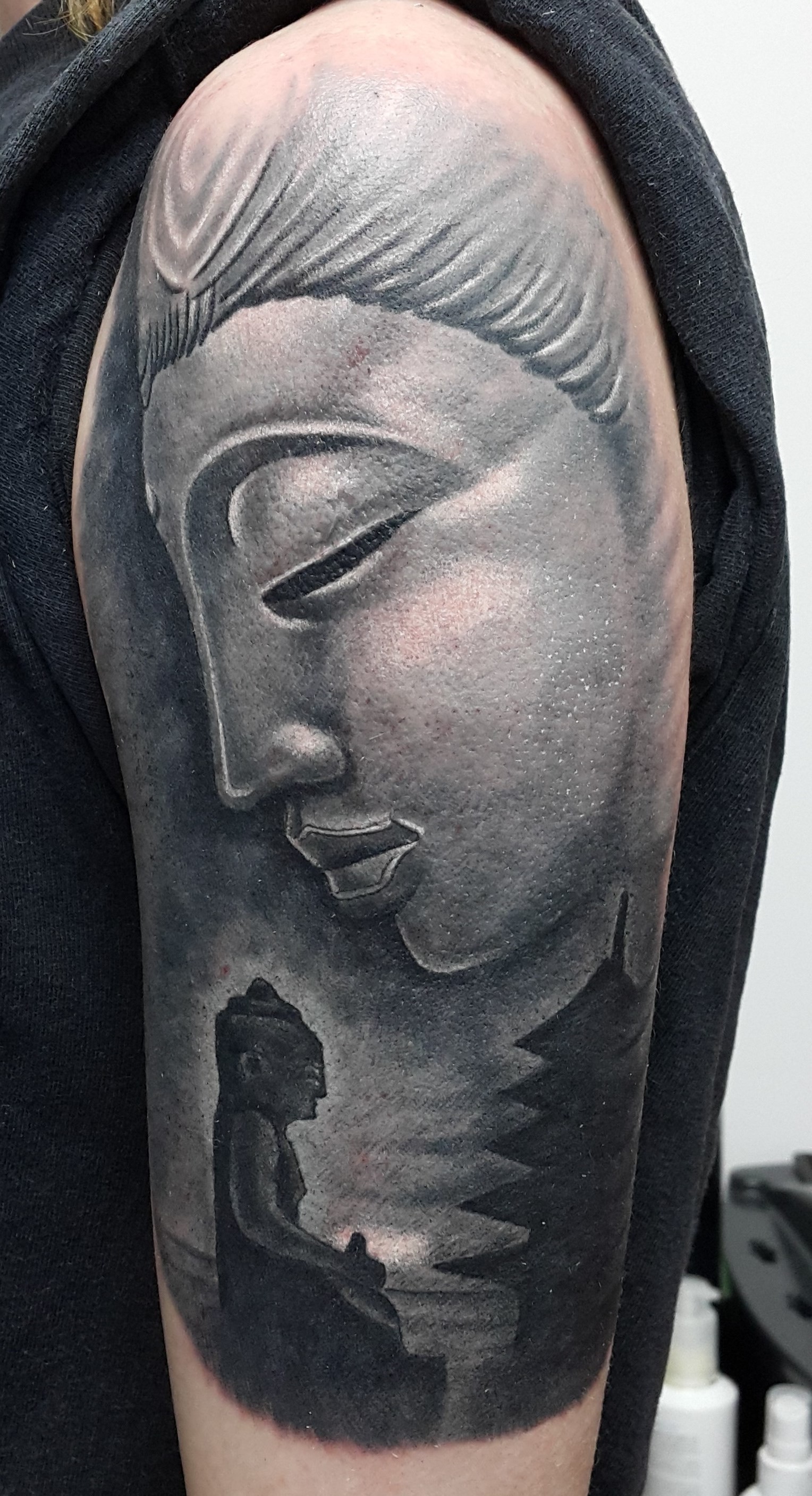 Фотография татуировки под названием «Будда»