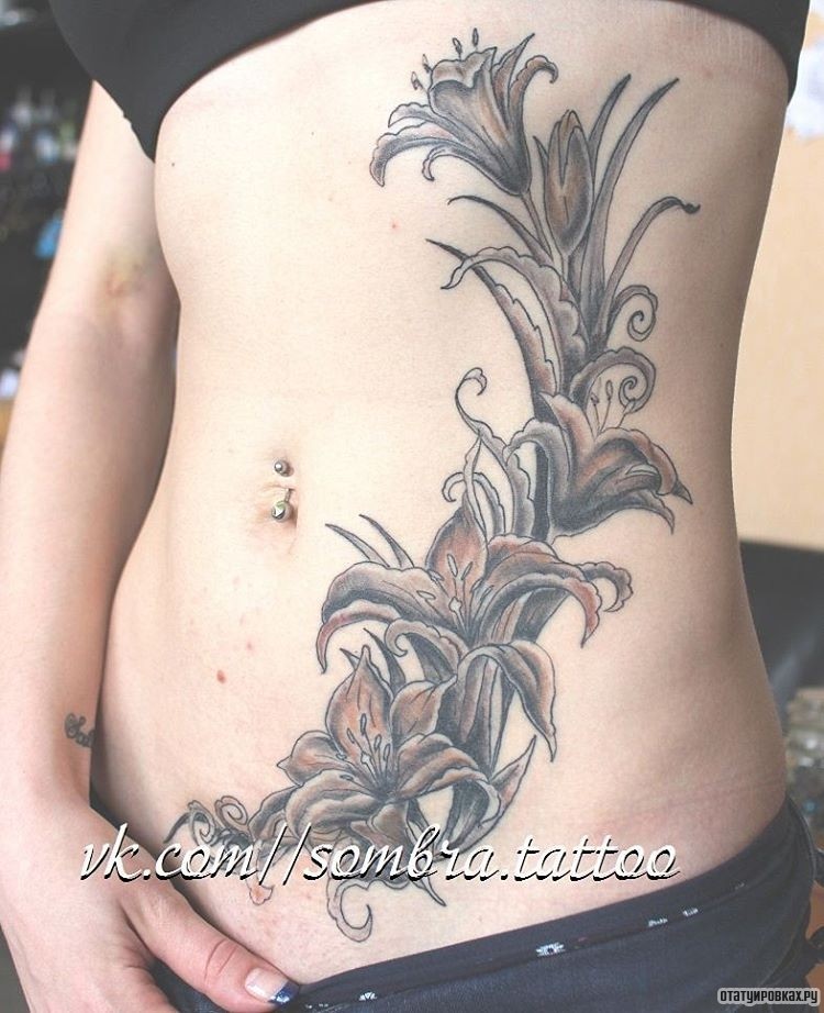 Фотография татуировки под названием «Цветы лилии узор»