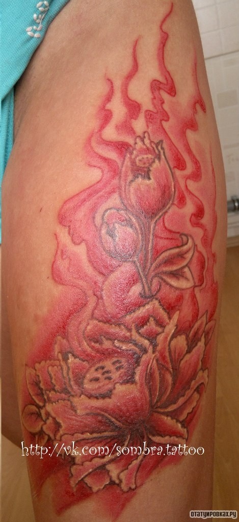 Фотография татуировки под названием «Красные цветы роз»