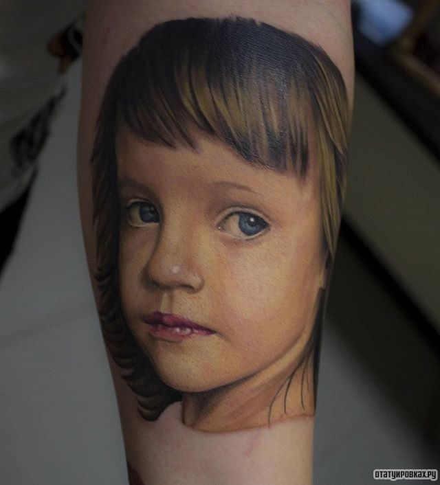 Фотография татуировки под названием «Портрет девочки»