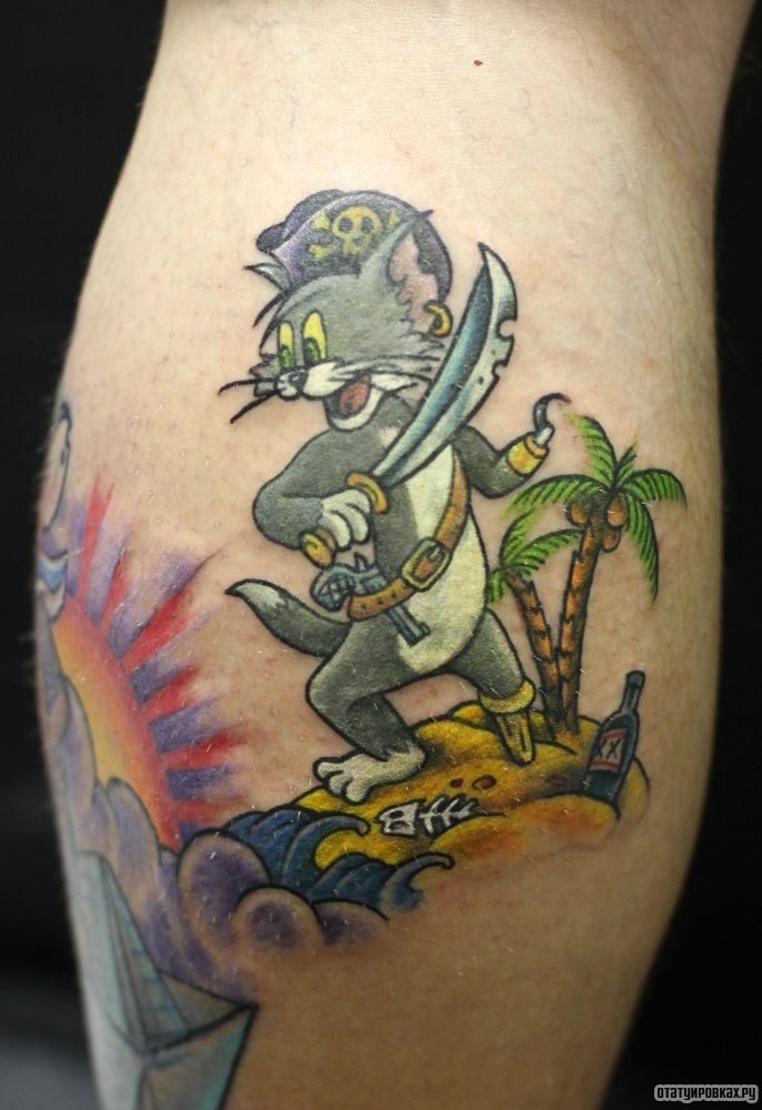 Фотография татуировки под названием «Пират том и джерри»