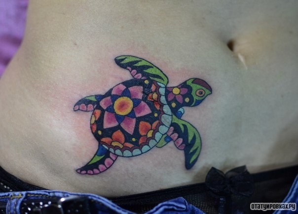 Фотография татуировки под названием «Черепаха»