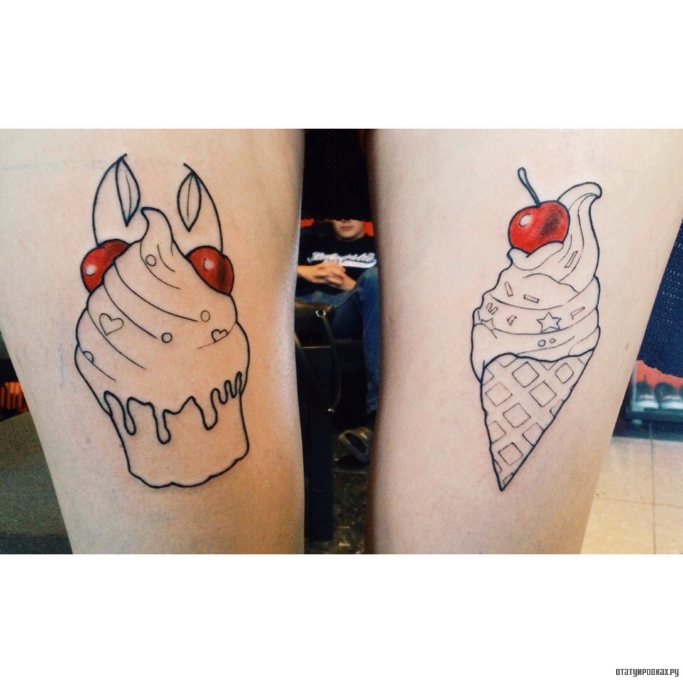 Фотография татуировки под названием «Мороженое и пироженое»