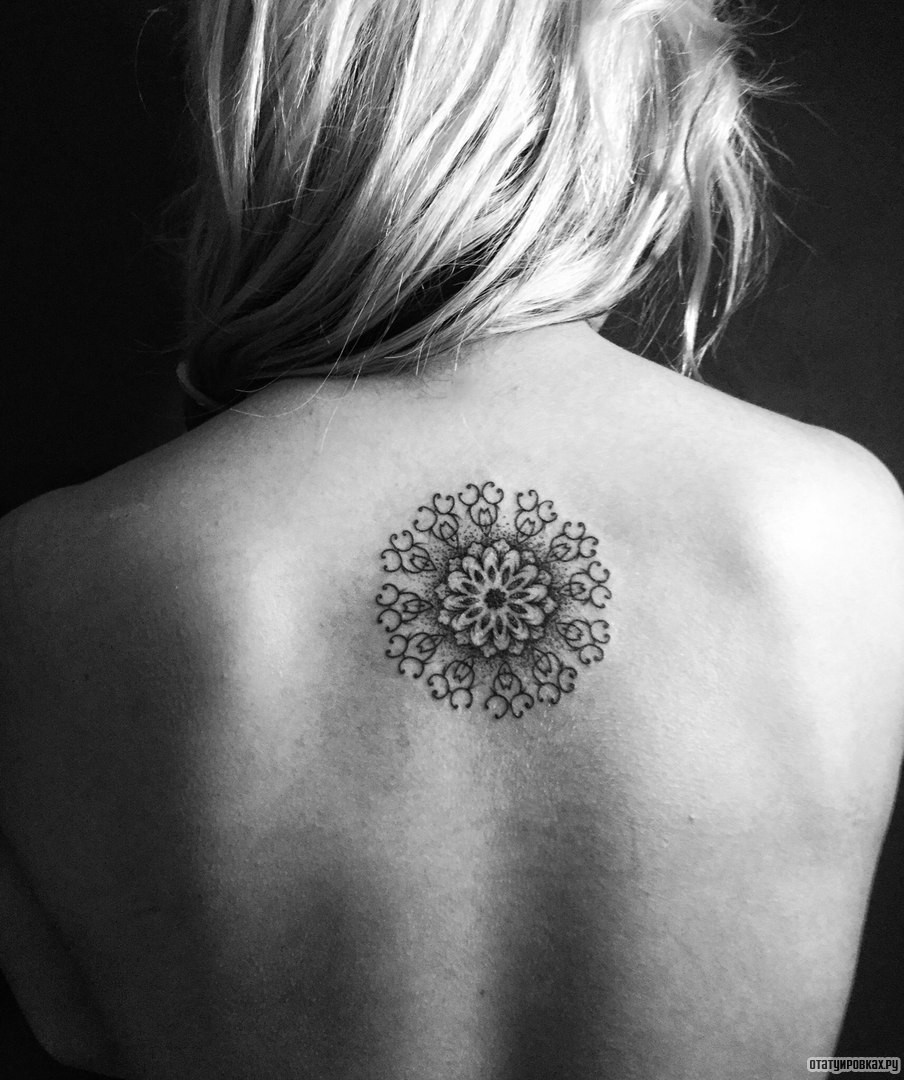 Фотография татуировки под названием «Узор круглый»