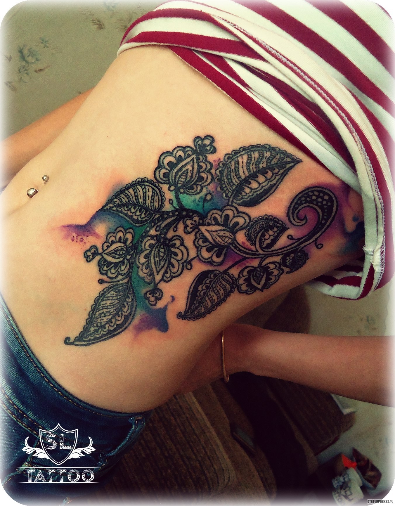 Фотография татуировки под названием «Узоры растения»