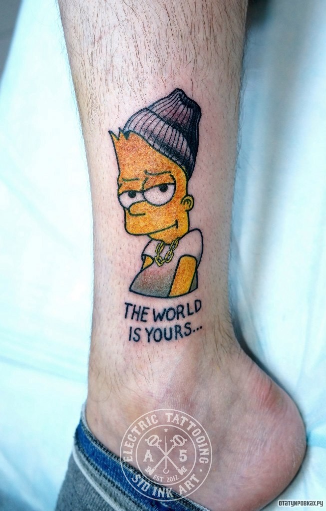 Фотография татуировки под названием «Симпсоны»