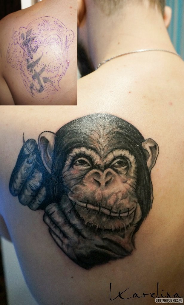 Фотография татуировки под названием «Шимпанзе зашивает рот»