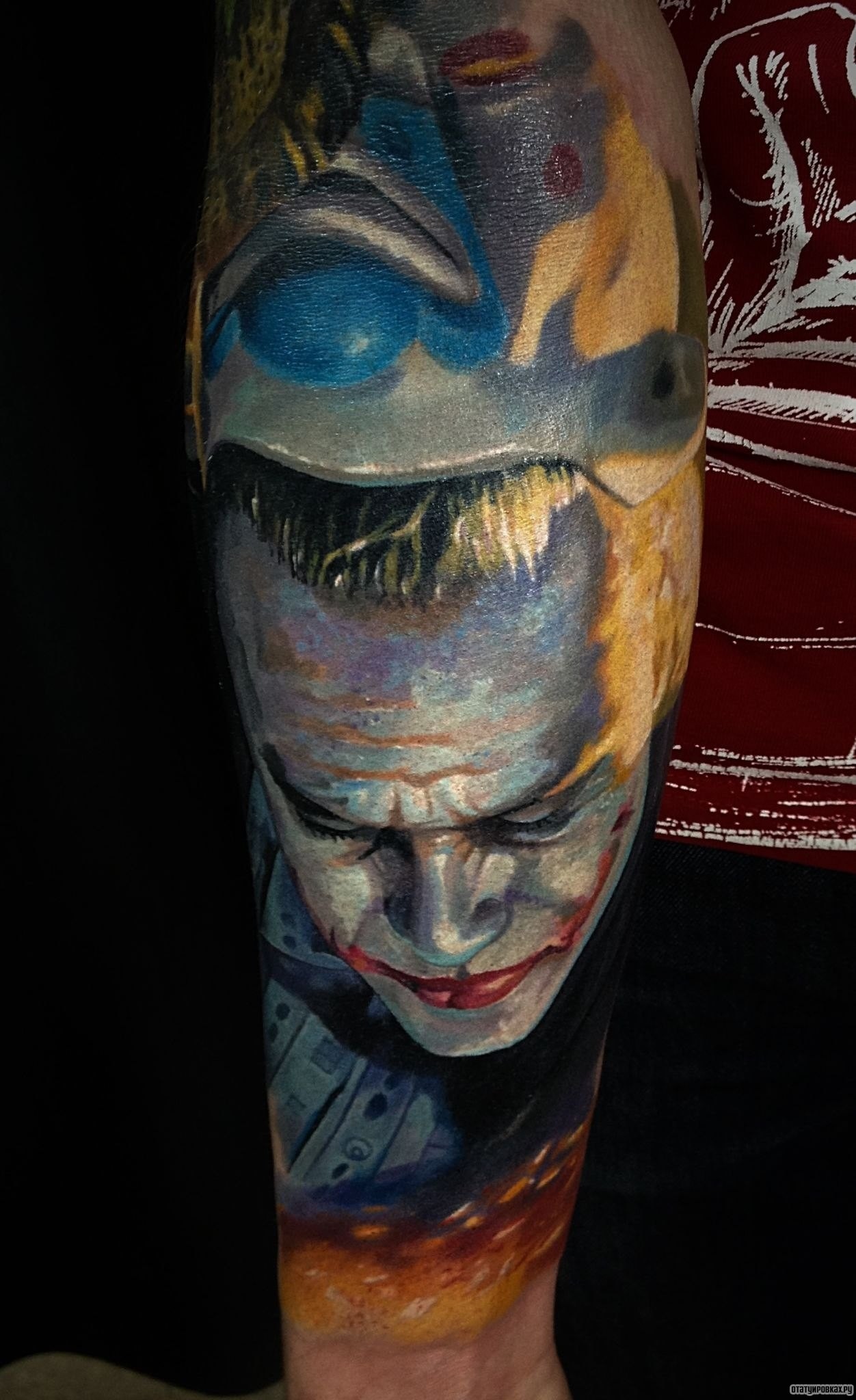 Фотография татуировки под названием «Джокер»