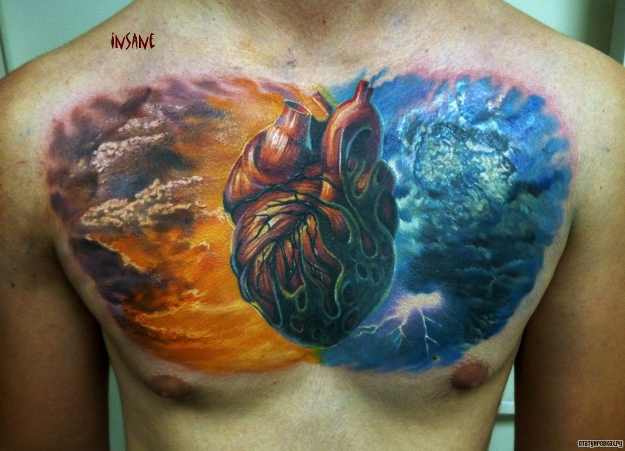 Фотография татуировки под названием «Сердце в небе»