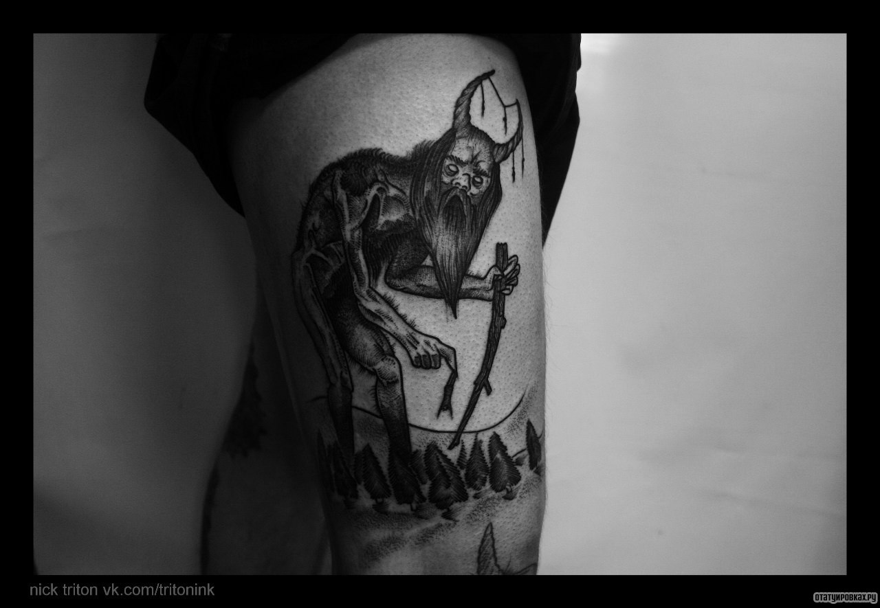 Фотография татуировки под названием «Черт с палкой»